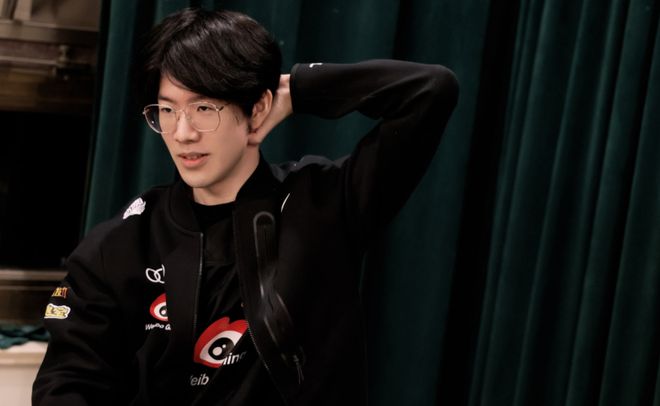 时而超神时而超鬼，这些KPL选手堪称神经刀