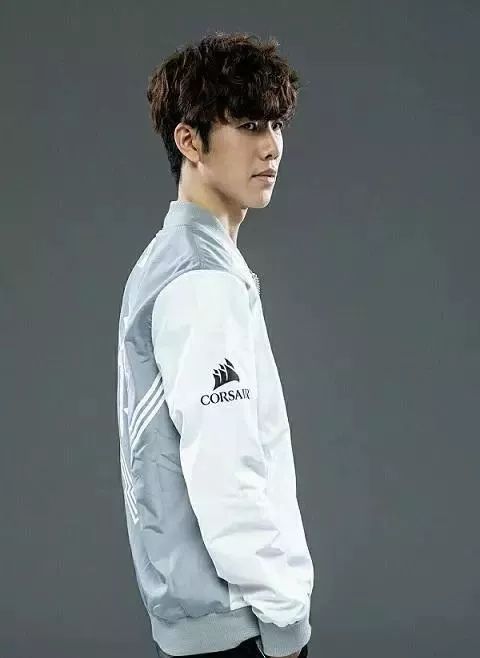 EPL S20 小组赛：有惊无险，小蜜蜂 2-0击败ATOX